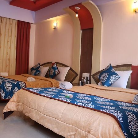 Hotel Sai Regency Mahābaleshwar Exteriör bild