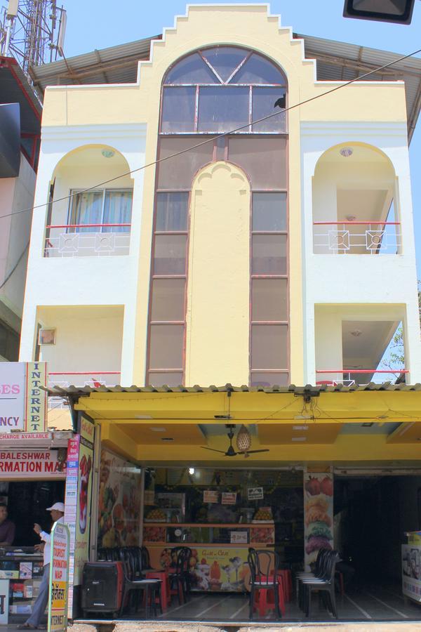 Hotel Sai Regency Mahābaleshwar Exteriör bild