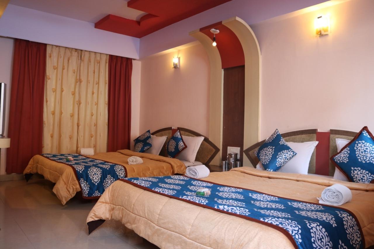 Hotel Sai Regency Mahābaleshwar Exteriör bild