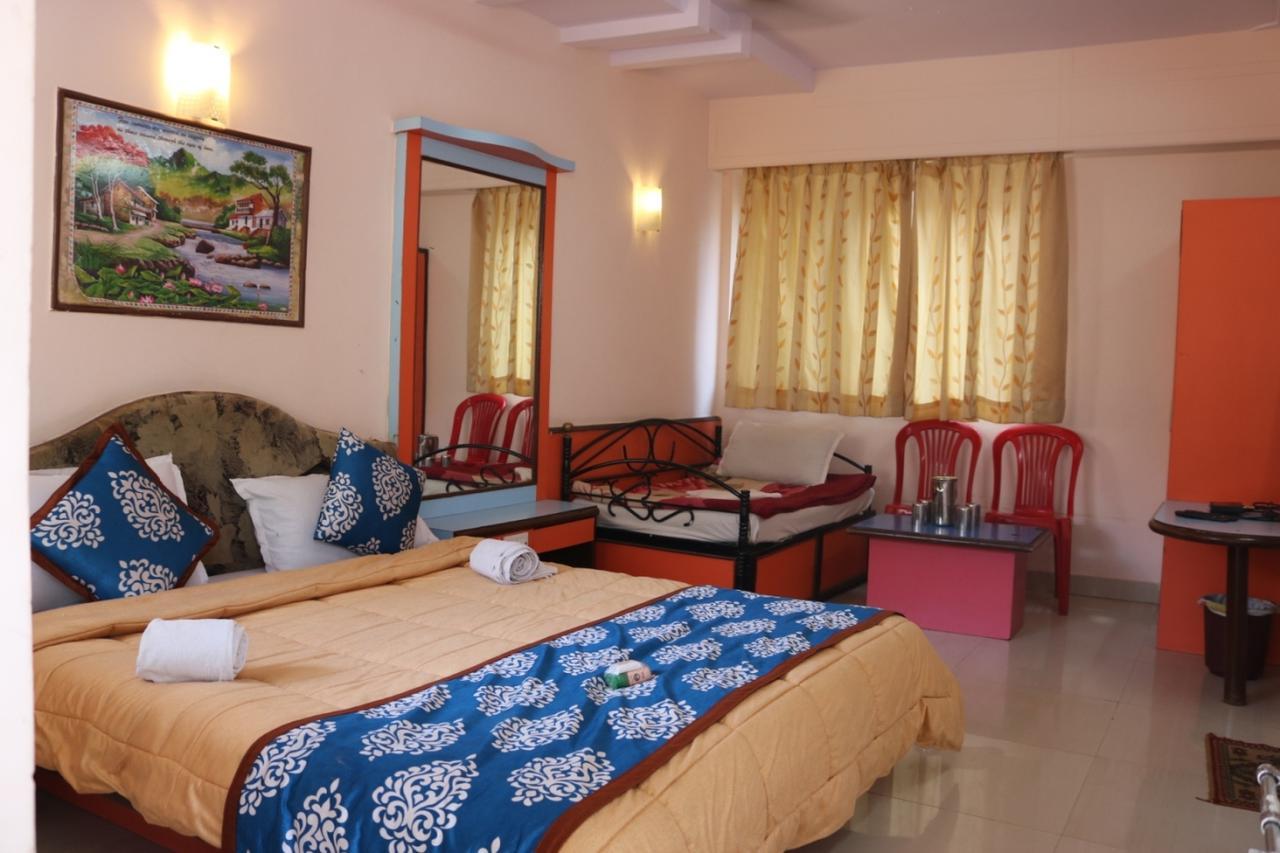 Hotel Sai Regency Mahābaleshwar Exteriör bild
