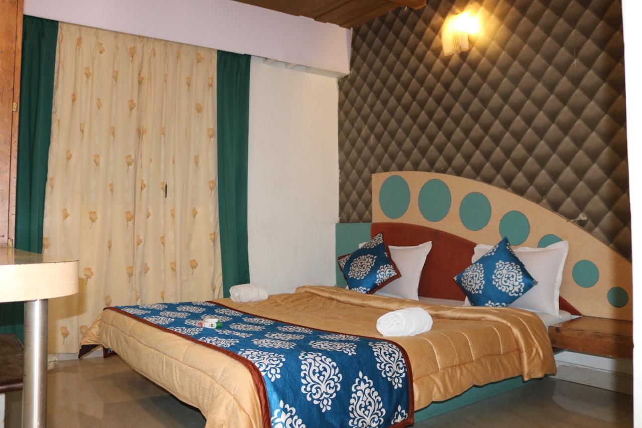Hotel Sai Regency Mahābaleshwar Exteriör bild